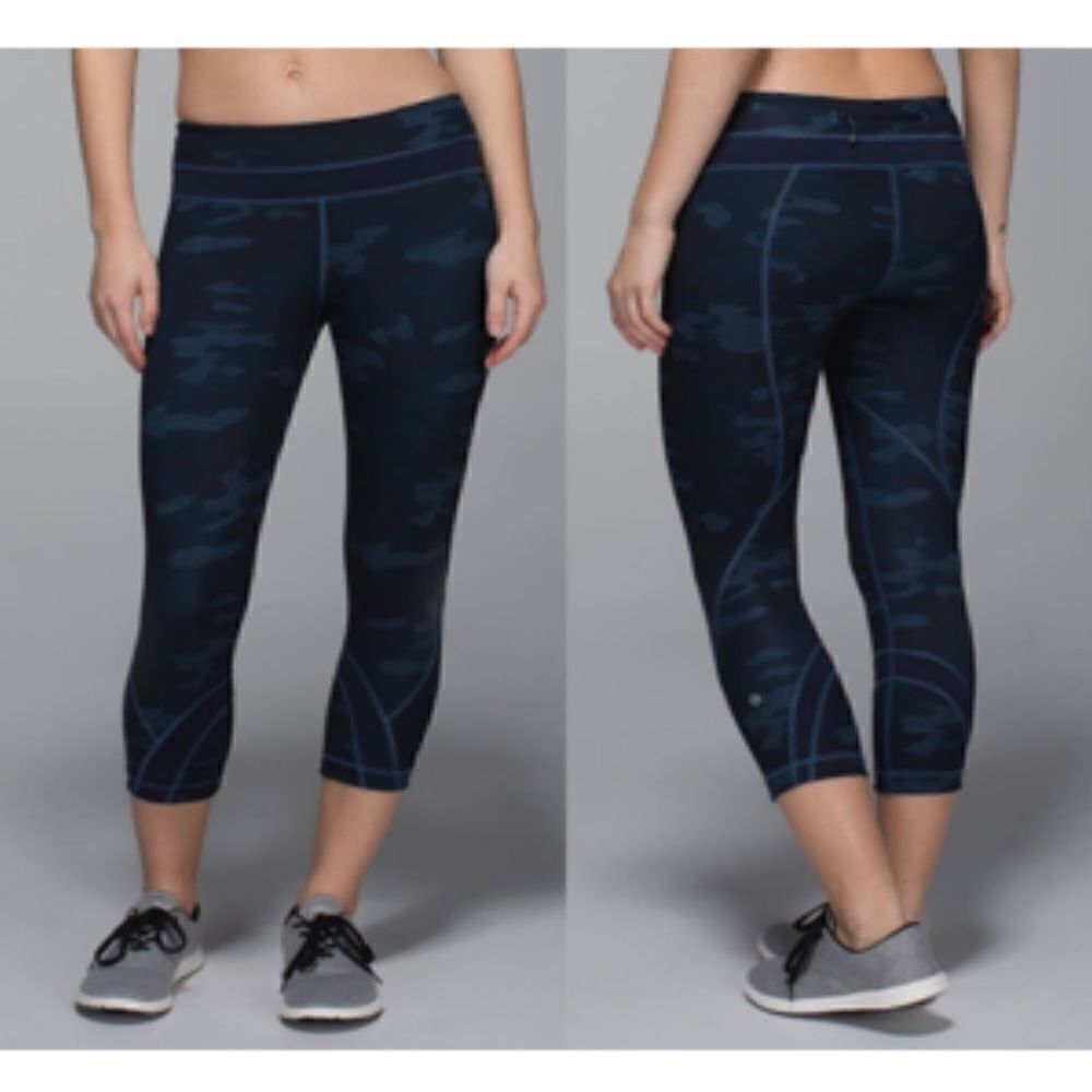 LULULEMON RUN INSPIRE CROP II Luxtreme BLUE CAMOUFLAGE SIZE 4